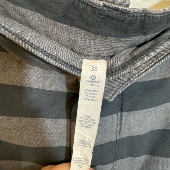 LULULEMON Mens Size 38 10.5" Flat Front Striped Casual Chino Golf Shorts Gray - Picture 2 of 3